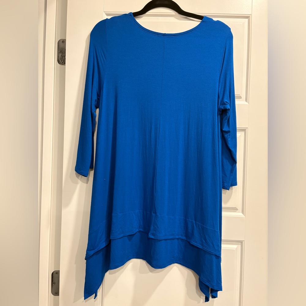 Eileen Fisher 3/4 Sleeve Viscose Jersey Teired Hem Tunic Womens Medium Packable - Picture 3 of 8